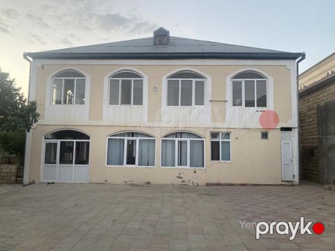 Satılır 7 otaqlı Həyət evi / Villa, 225 m², Saray