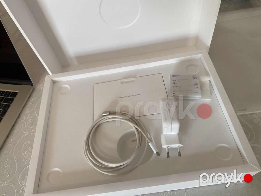 Apple MacBook – 13″ nəsil alüminium gövdəli noutbuk Əsas — Apple Macbook, Şəmkir (4)