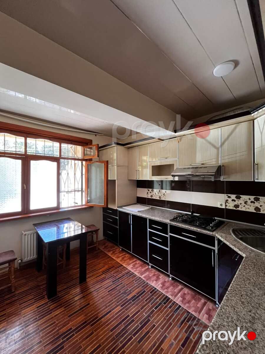 İcarəyə verilir 4 otaqlı köhnə tikili 100 m² — Mənzil, Bakı (11)