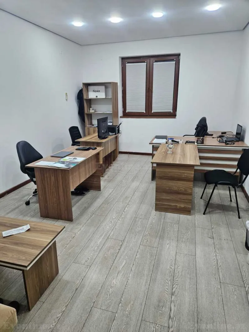 Kirayə verilir Ofis 30 m² Bakı, Nərimanov r — Ofis, Bakı (6)