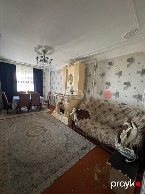 Satılır 3 otaqlı köhnə tikili 86 m² — Bakı