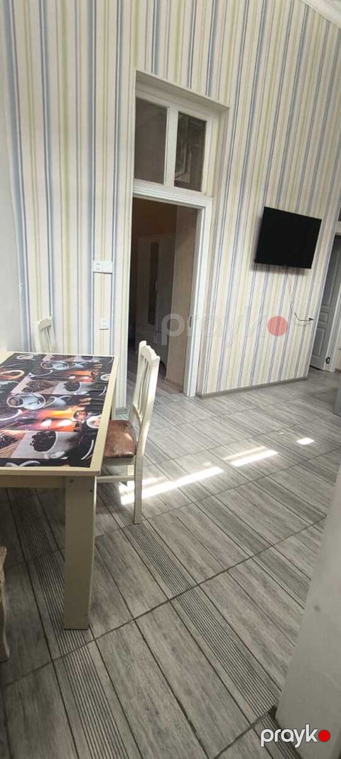 İcarəyə verilir 3 otaqlı köhnə tikili 70 m² — Bakı