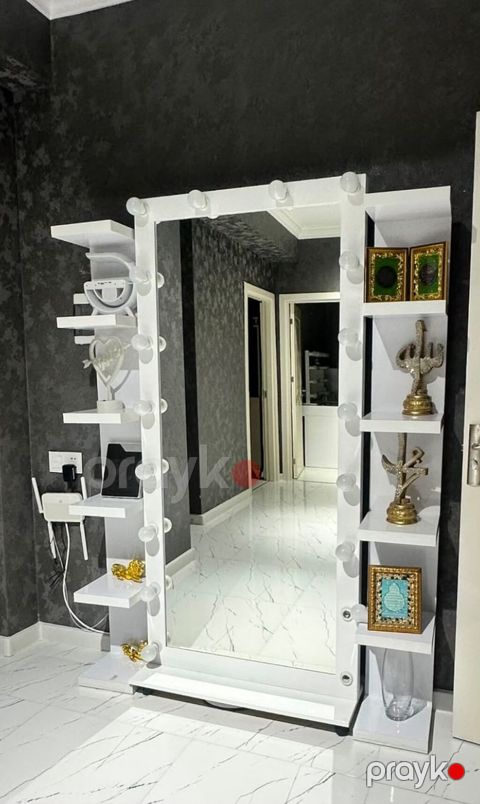 Güzgü Döşəmə üstü, Düzbucaqlı, Makiyaj üçün, Arxa işıqlı