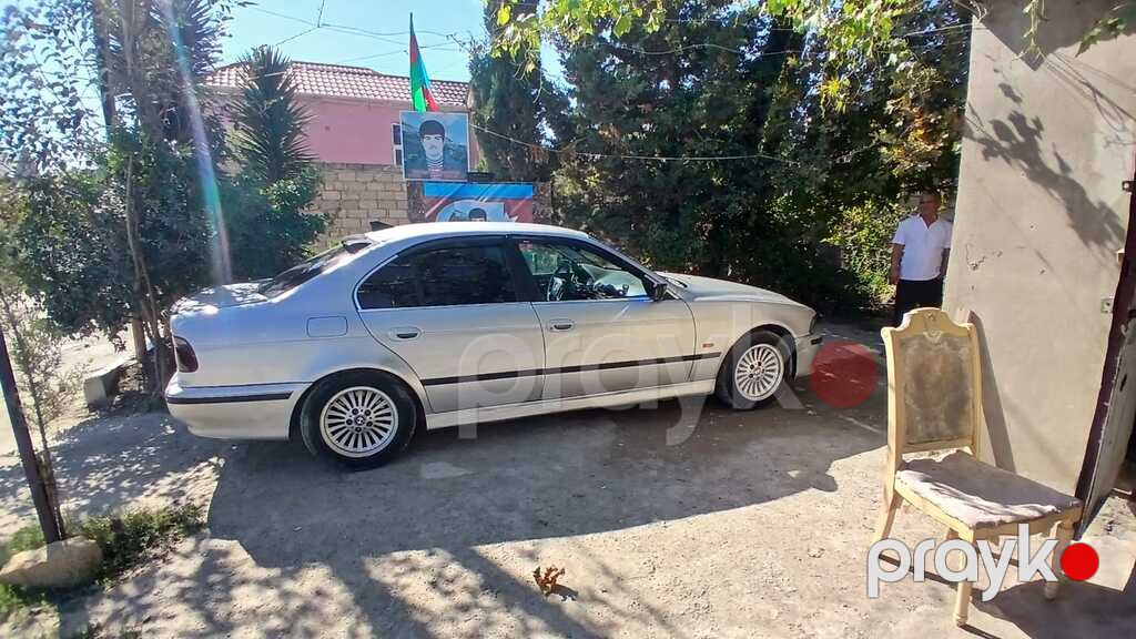 BMW 520, 2.0 L, 1997 il, 478 000 km — Avtomobillər, Bakı (3)