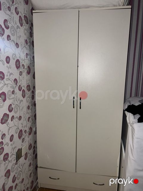 İki qapılı paltar şkafı - Rəng: açıq krem/ağ - Material: laminat/LDSP
