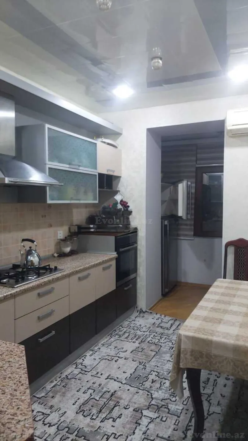 Kirayə verilir 3 otaqlı Mənzil Köhnə tikili 110 m² Bakı, Yasamal r., Elmlər Akademiyası m — Mənzil, Bakı (8)