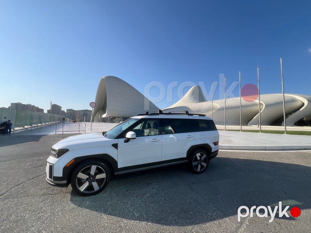 Hyundai Santa Fe, 1.6 L, 1 kWh, 2025 il, 8 100 km — Avtomobillər, Bakı (2)
