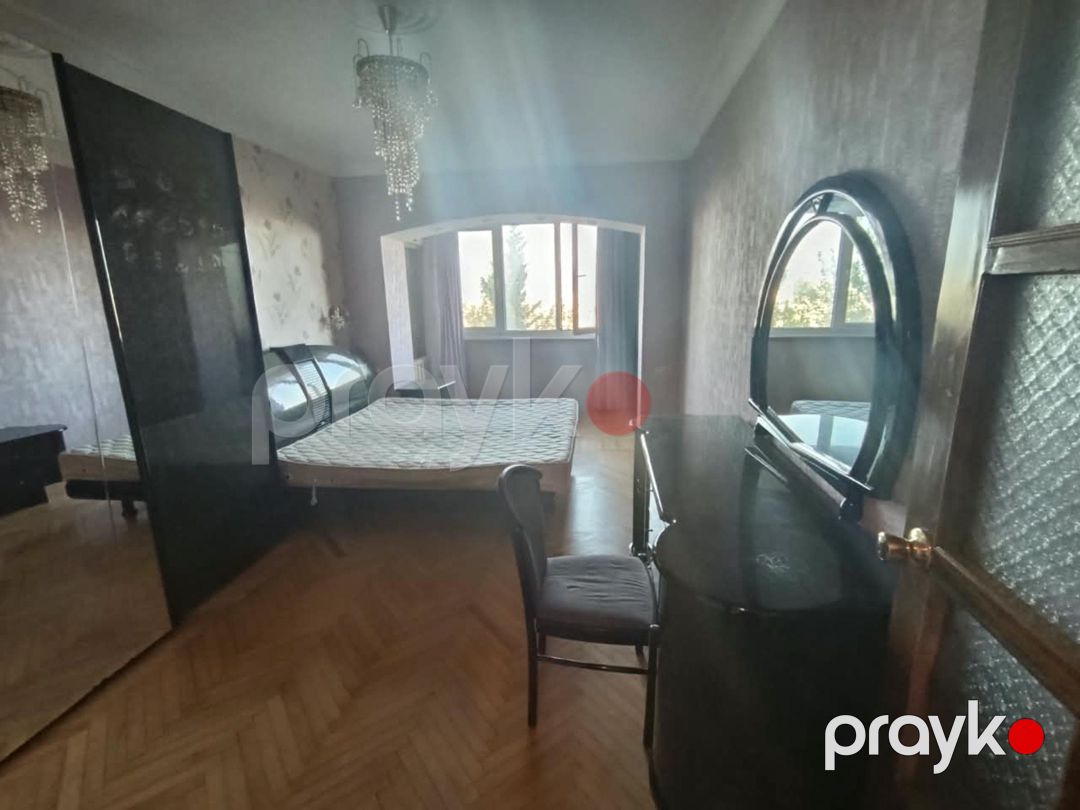 Satılır 4 otaqlı köhnə tikili 100 m² — Mənzil, Bakı (6)