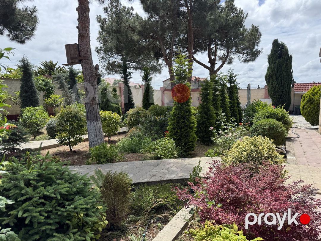 Satılır 4 otaqlı həyət evi/bağ evi 200 m² — Ev, villa, Bakı (9)