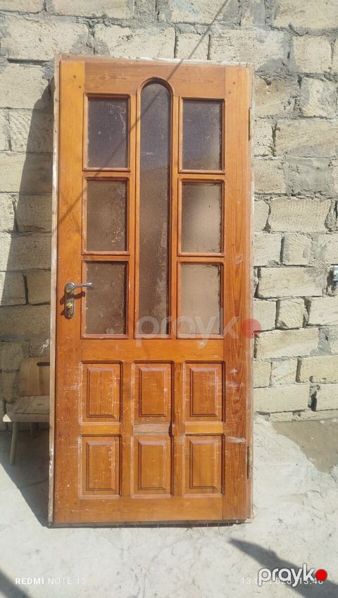 Qapılar — Bakı