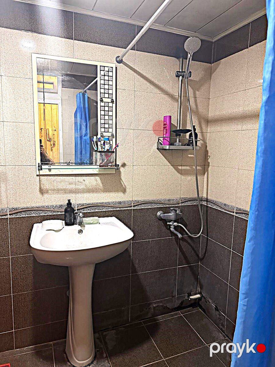 Satılır 2 otaqlı köhnə tikili 65 m² — Mənzil, Bakı (5)