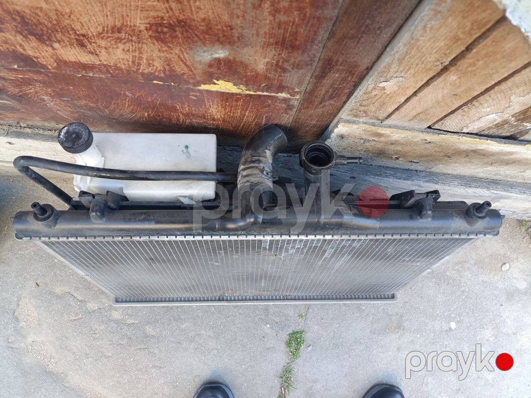 Nissan Tiida su və kondisioner radiatorları — Ehtiyat hissələri və aksesuarlar, Sumqayıt (2)