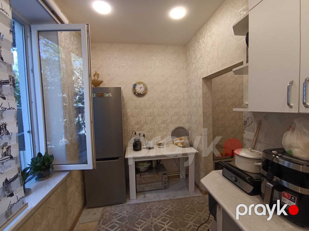 Satılır 2 otaqlı köhnə tikili 60 m² — Mənzil, Bakı (8)