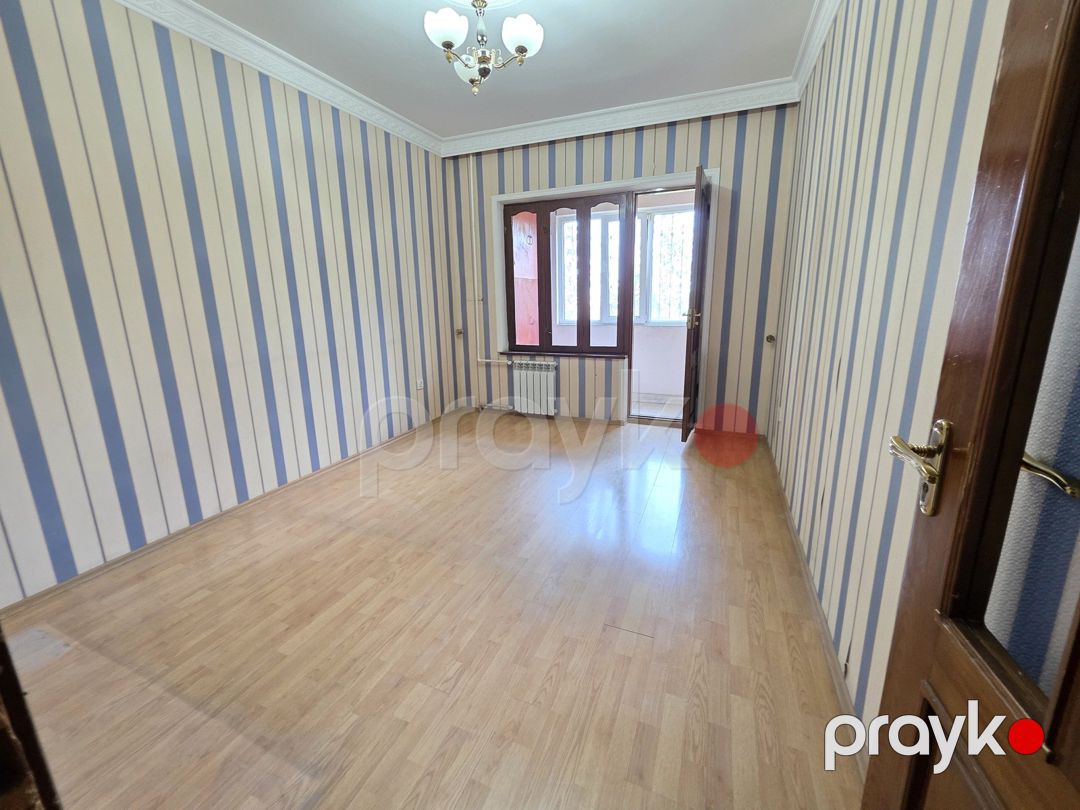 Satılır 4 otaqlı köhnə tikili 120 m² — Mənzil, Bakı (5)