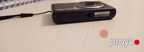 Samsung kompakt fotoaparat - Model: Samsung (ön paneldə “Front LCD” — Bakı
