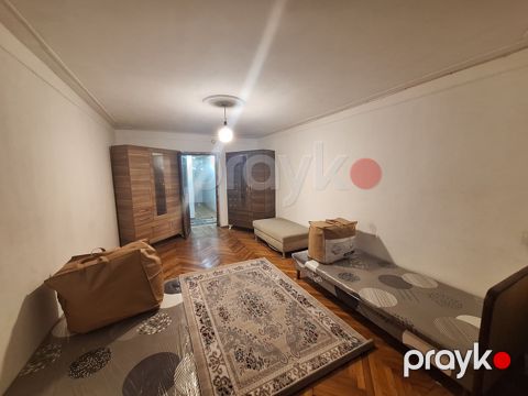 İcarəyə verilir 4 otaqlı köhnə tikili 100 m² — Bakı