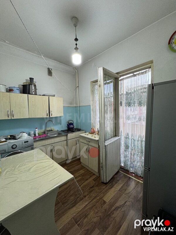 Yasamal rayonunda 4 otaqlı Köhnə tikili Satılır, 110 m² — Mənzil, Bakı (9)