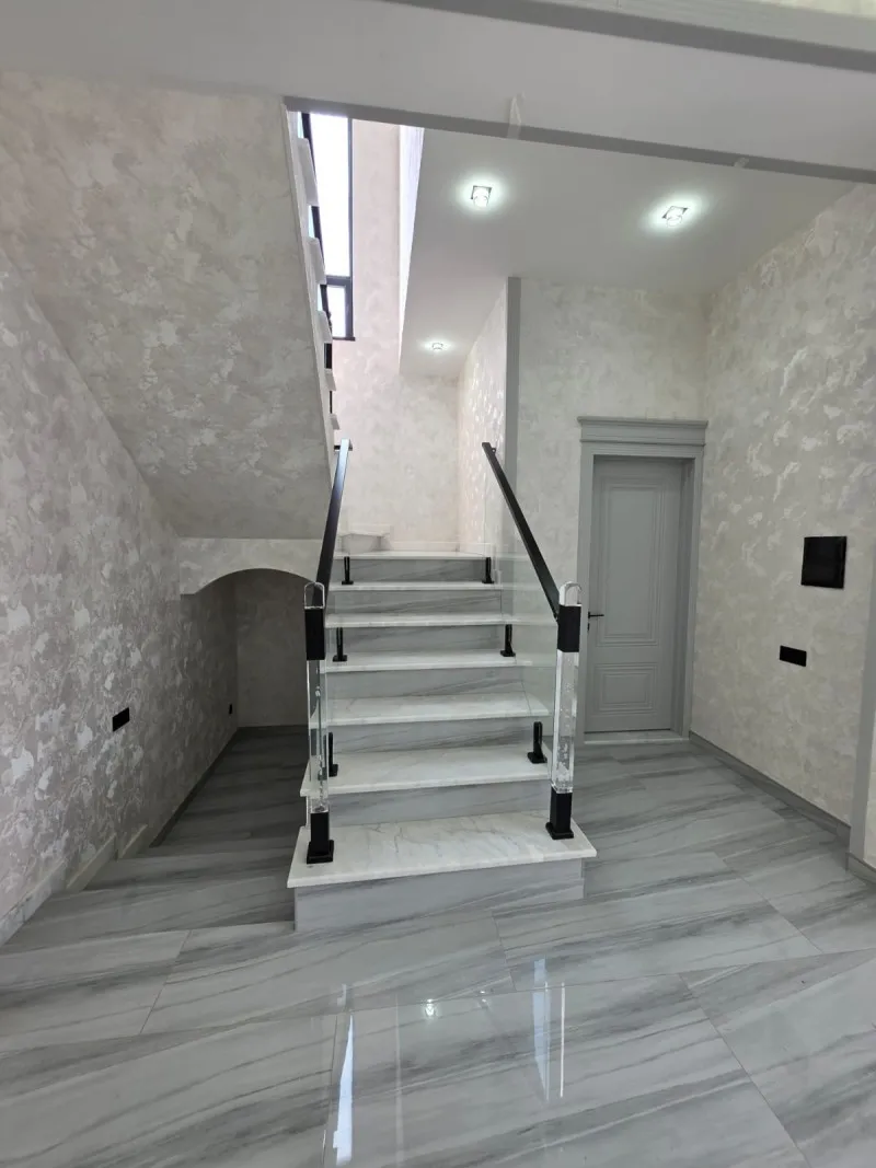 Şüvəlan, 4 otaqlı Həyət evi satılır - 155 m², 2 mərtəbə, 2.5 sot — Ev, villa, Bakı (7)