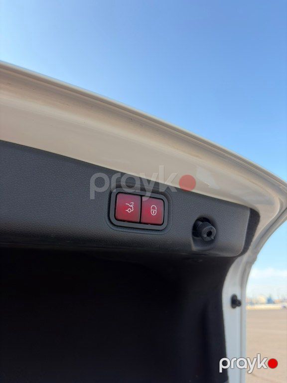 Mercedes E 300, 2.0 L, 2018 il, 153 000 km — Avtomobillər, Bakı (12)