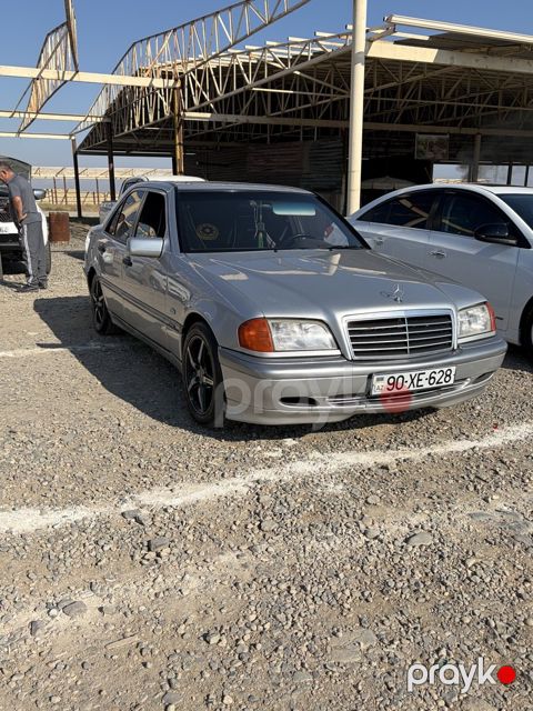 Mercedes C 220, 2.2 L, 1999 il, 625 000 km — Samux