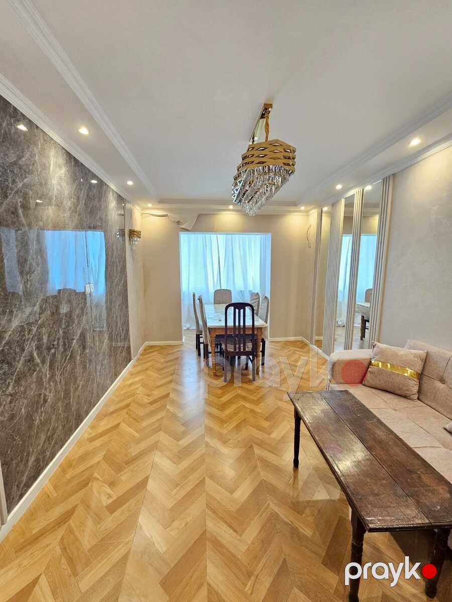 Satılır 4 otaqlı köhnə tikili 120 m² — Mənzil, Bakı (3)