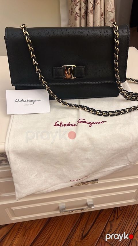 Salvatore Ferragamo çantası — Bakı