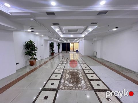 İcarəyə verilir 3 otaqlı ofis 300 m²