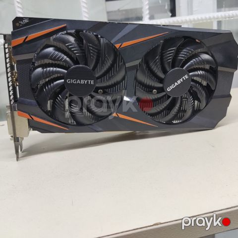 Az istifadə olunmuş uyun ekran kartı, əla vəziyyətdə. Geforce GTX — Bakı