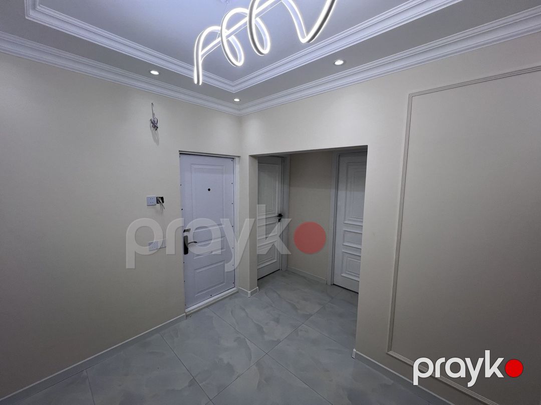Satılır 4 otaqlı köhnə tikili 105 m² — Mənzil, Bakı (3)