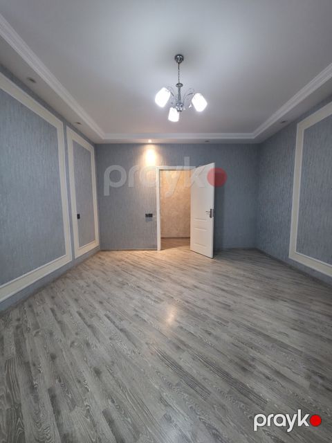 Satılır 3 otaqlı köhnə tikili 80 m² — Bakı