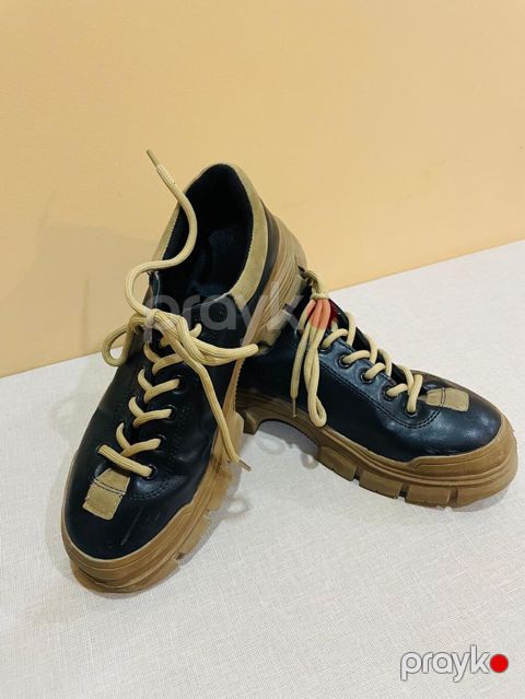 Kişi/unisex ayaqqabısı – qalın protektorlu şəhər/kross stilində — Bakı