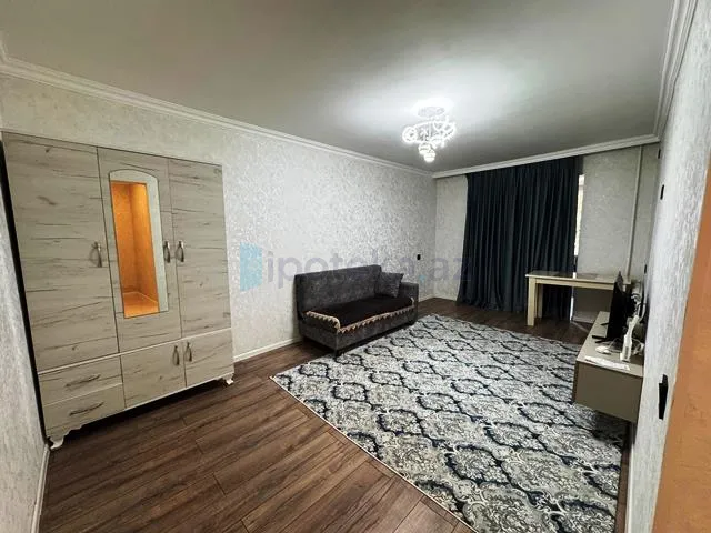 Satılır: 2 Otaq, Köhnə tikili, Nizami r., 8-ci km q., 32.00 m² — Bakı