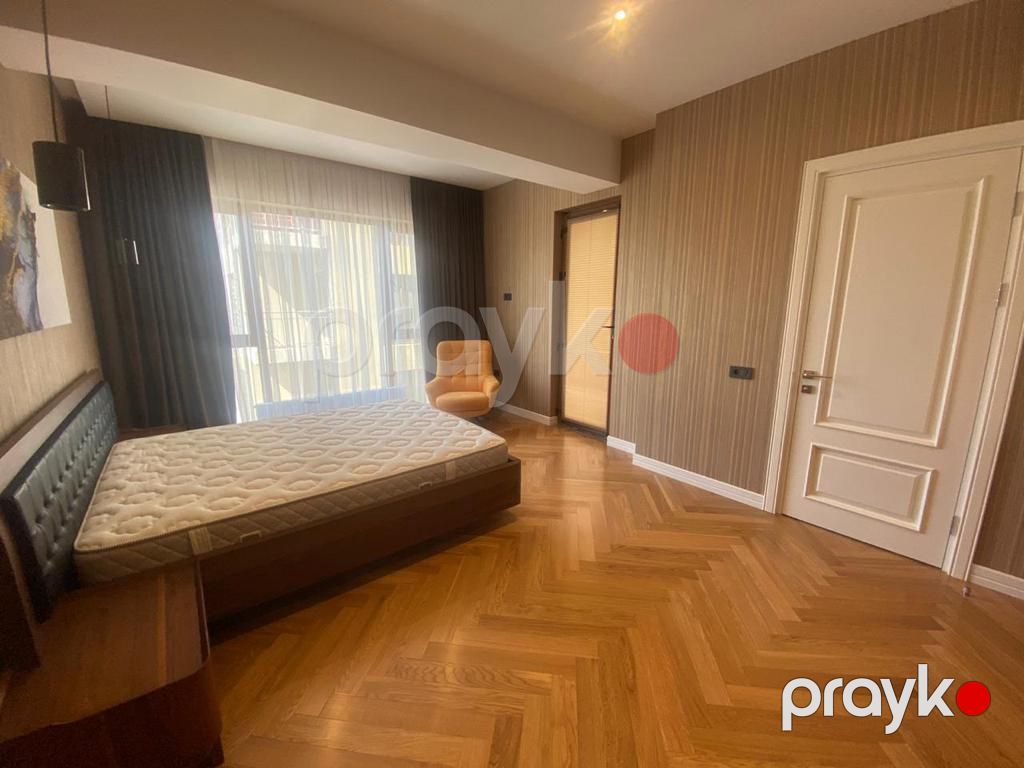 Satılır 5 otaqlı yeni tikili 200 m² — Mənzil, Bakı (12)