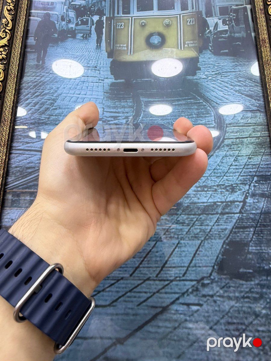 Apple iPhone 11 White 128GB/4GB — Smartfonlar, Bakı (7)