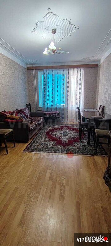 Nizami rayonunda 2 otaqlı Köhnə tikili Satılır, 65 m² — Bakı