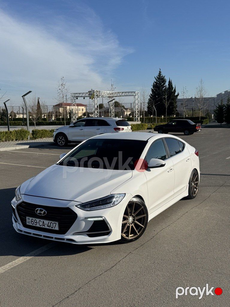 Hyundai Elantra, 1.6 L, 2017 il, 255 886 km — Avtomobillər, Bakı (9)