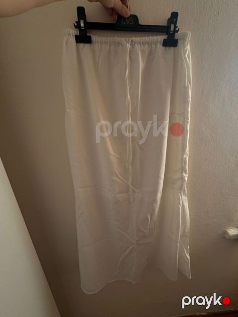 Shein markasindandi Yenıdır Temızdır 1 Defe Geyınılıb — Bakı