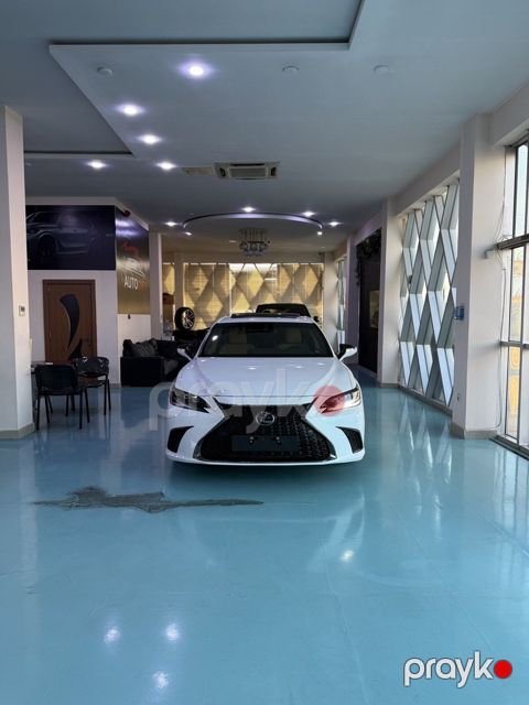 Lexus ES 300h, 2.5 L, 1.3 kWh, 2023 il, 31 000 km — Bakı