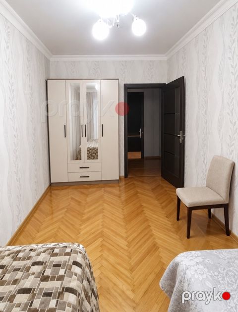 3-otaqlı mənzil kirayə verilir, Elmlər Akademiyası m., 90 m² — Bakı