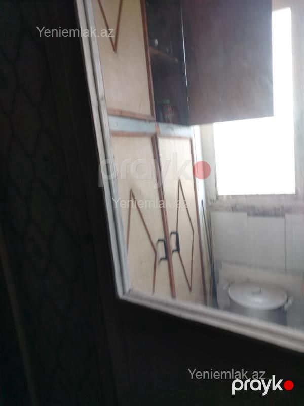 Satılır 4 otaqlı Bina evi menzil (Köhnə tikili), 100 m², Xətai rayonu — Mənzil, Bakı (12)