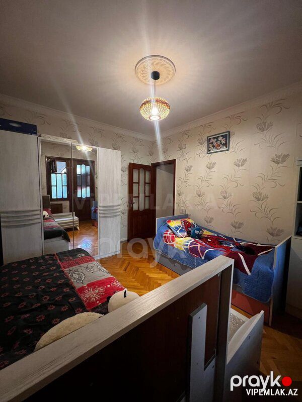 Yasamal rayonunda 4 otaqlı Köhnə tikili Satılır, 130 m² — Mənzil, Bakı (4)