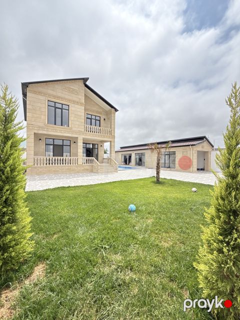 Satılır 5 otaqlı həyət evi/bağ evi 250 m² — Bakı