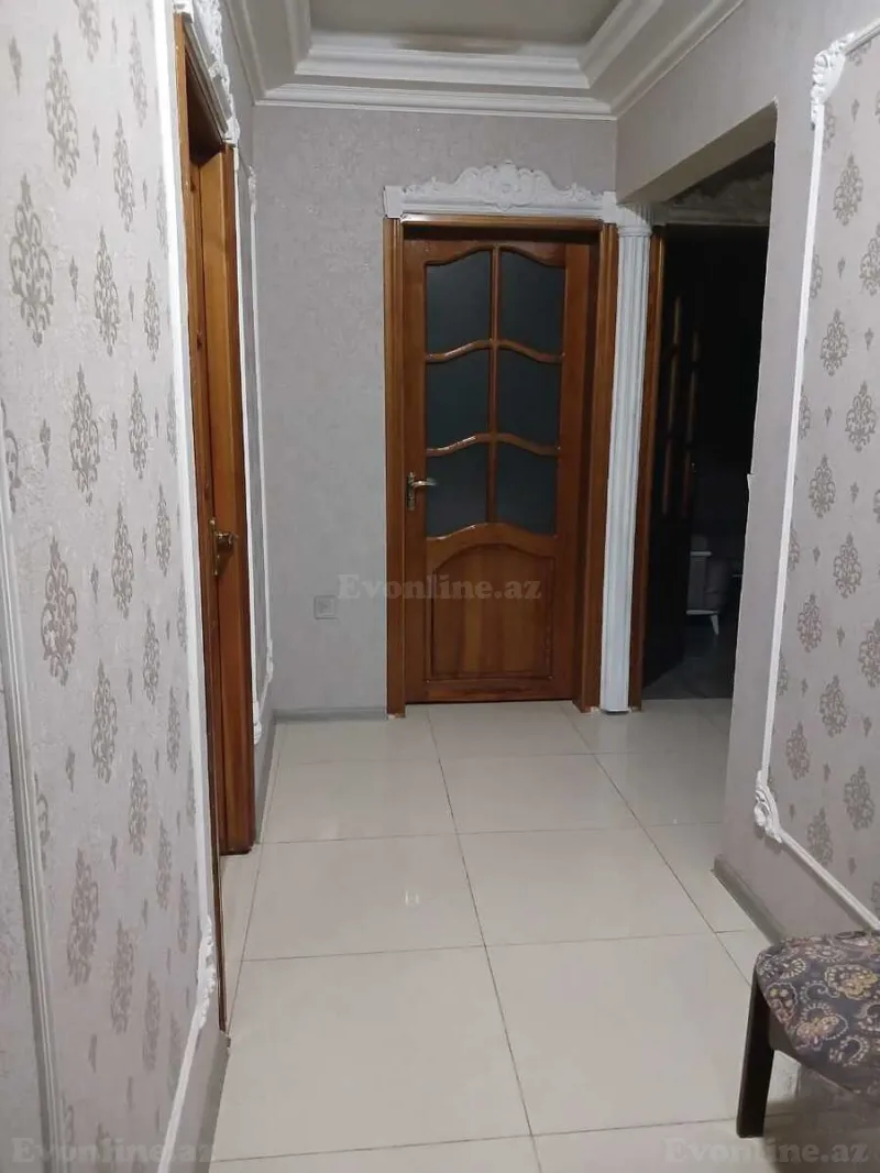 Satılır 4 otaqlı Mənzil Köhnə tikili 100 m² Bakı, Suraxanı r., Qaraçuxur — Mənzil, Bakı (8)
