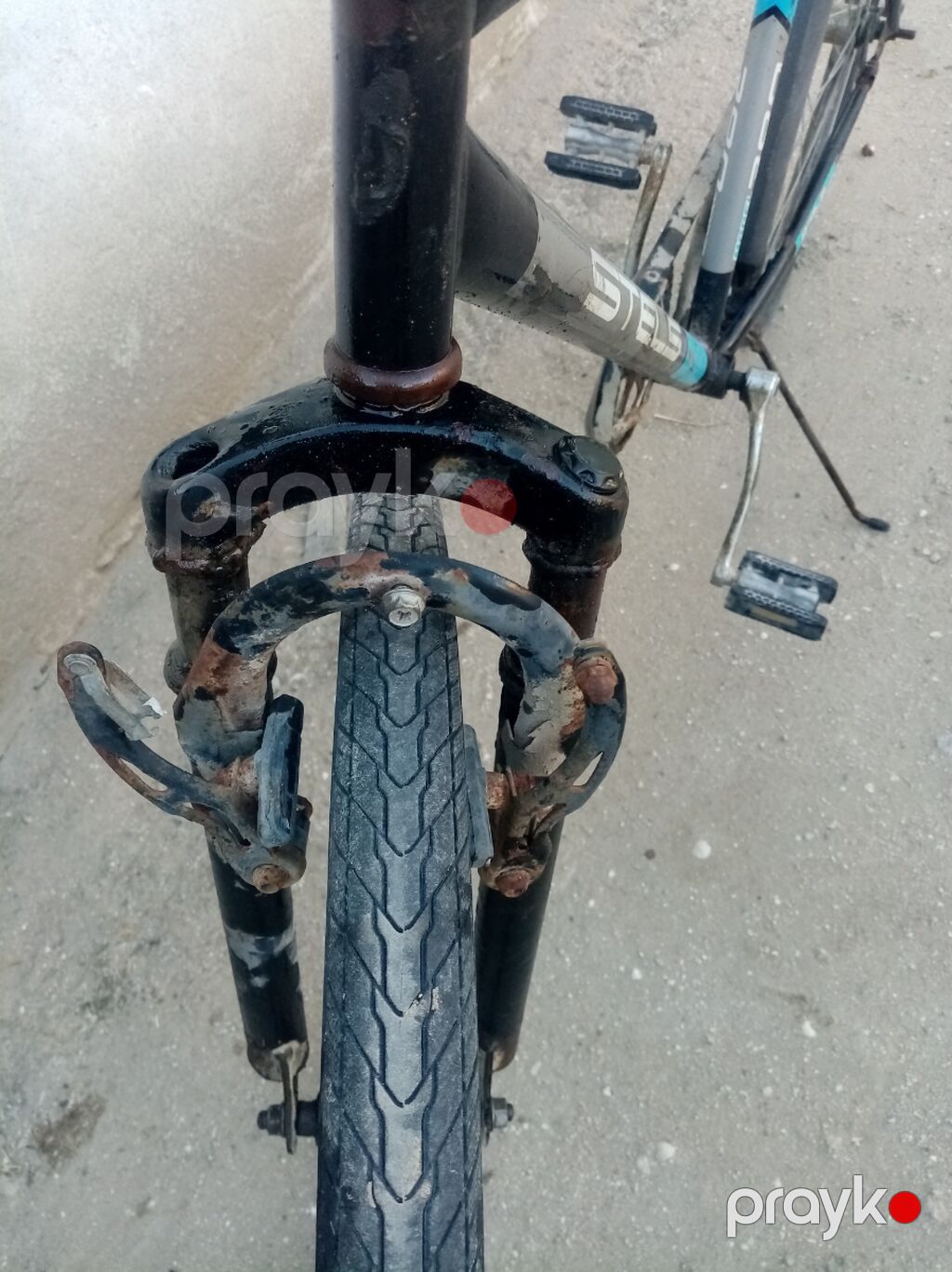 İşlənmiş Şəhər velosipedi Stels, 28", sürətlərin sayı: 1 — Yol velosipedləri, Bakı (10)