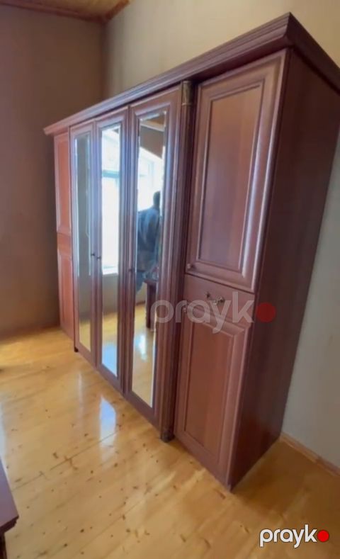 Yataq otağı mebel dəsti - Korpus: klassik üslubda, tünd qəhvəyi/taxta — Bakı