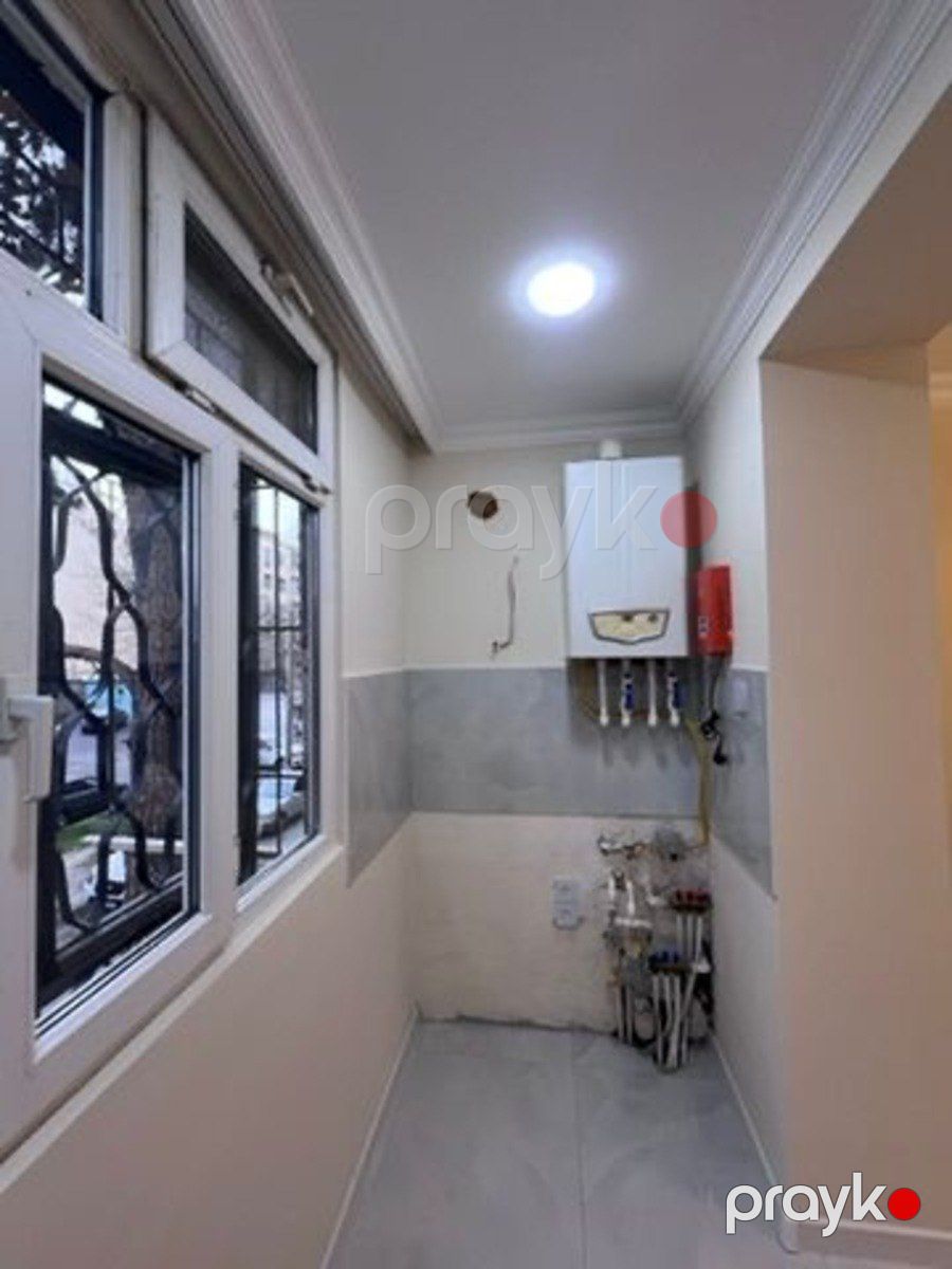 Satılır 4 otaqlı köhnə tikili 100 m² — Mənzil, Bakı (10)