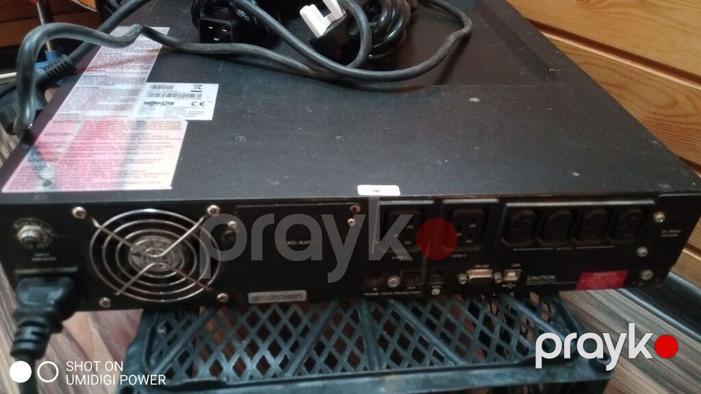 Tripp Lite Модель: SUINT2200 RTXL2U Güc - 2200 VA (1600 Vt) Giriş — Şəbəkə və server avadanlığı, Bakı (6)