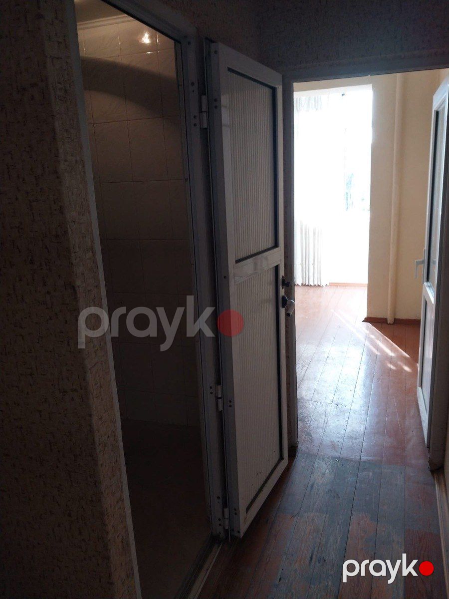 Satılır 2 otaqlı köhnə tikili 45 m² — Mənzil, Bakı (5)