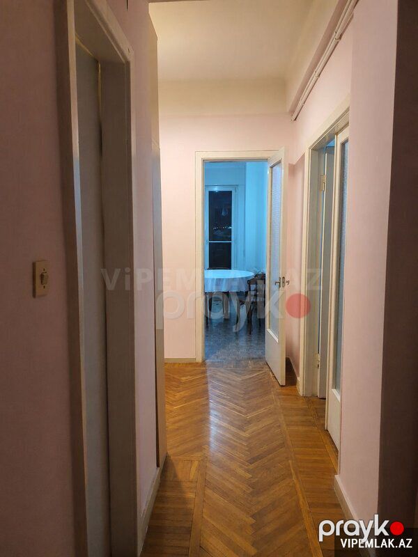Səbail rayonunda 4 otaqlı Köhnə tikili Satılır, 200 m² — Mənzil, Bakı (2)