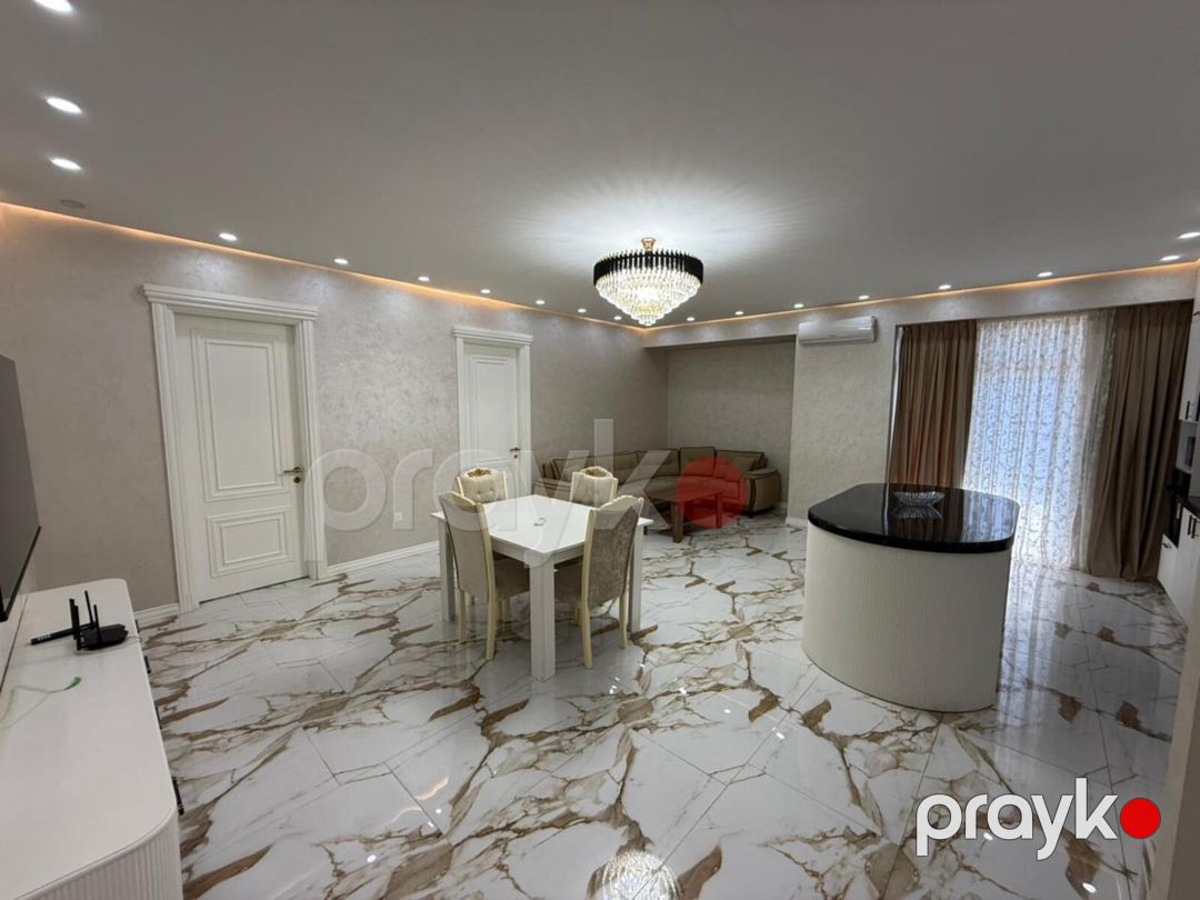 İcarəyə verilir 4 otaqlı yeni tikili 200 m² — Mənzil, Bakı (2)
